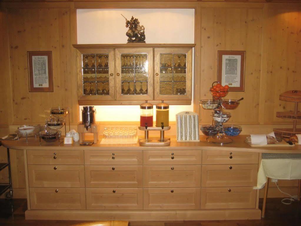 אינציג Gasthof Zum Stollhofer מראה חיצוני תמונה
